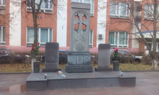 В Балашове открыли памятник 100-летию геноцида армян width=360px